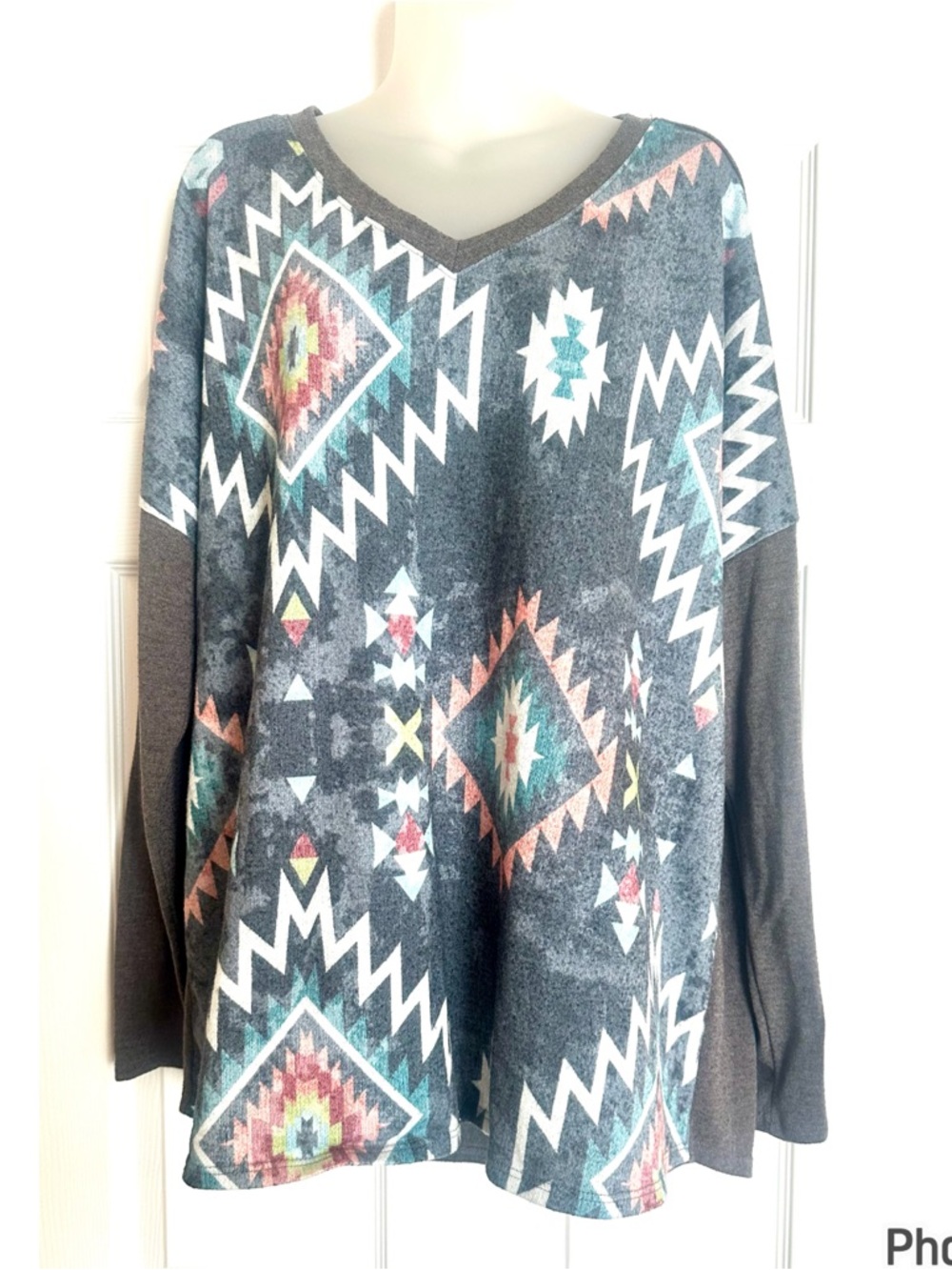 Women's V-Neck Aztec Print Sweatshirt